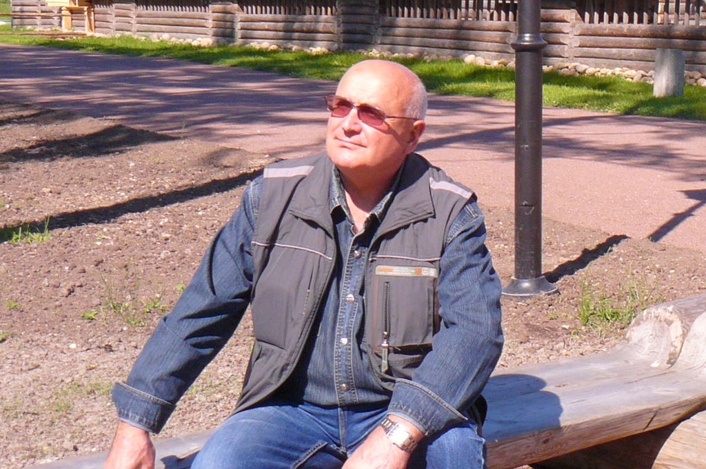 Виктор Чёрный