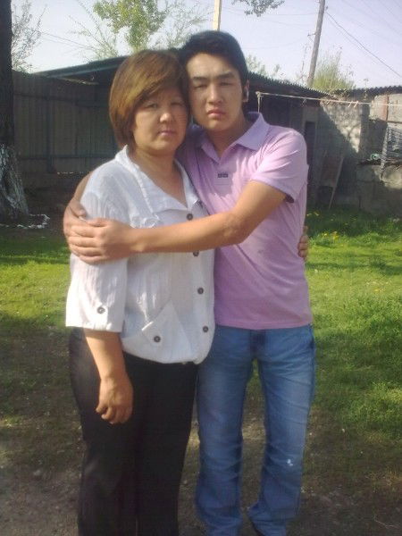 Бактияр Айткулов