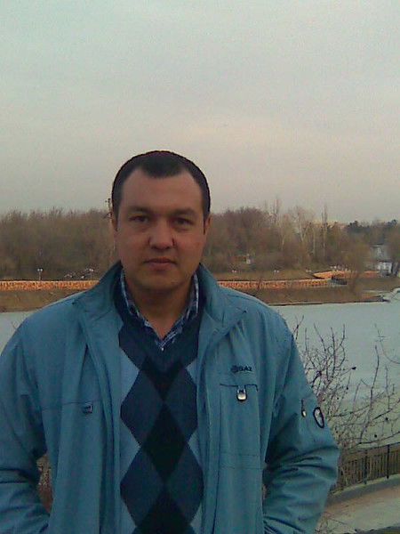 Hадир Mуслимов