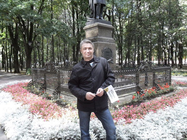 Андрей Андреев