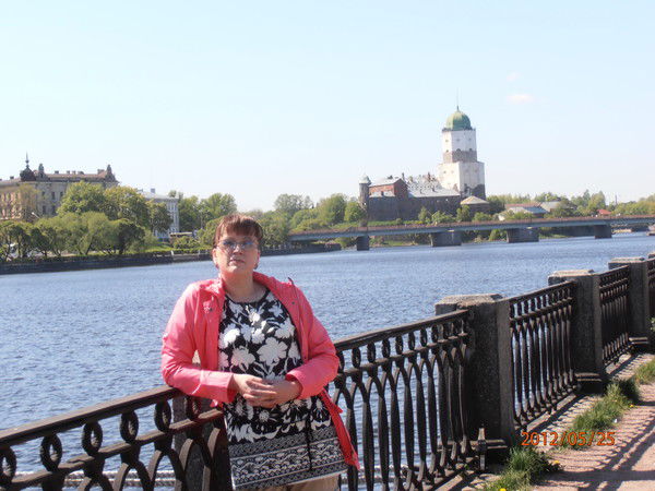 Елена Бучнева