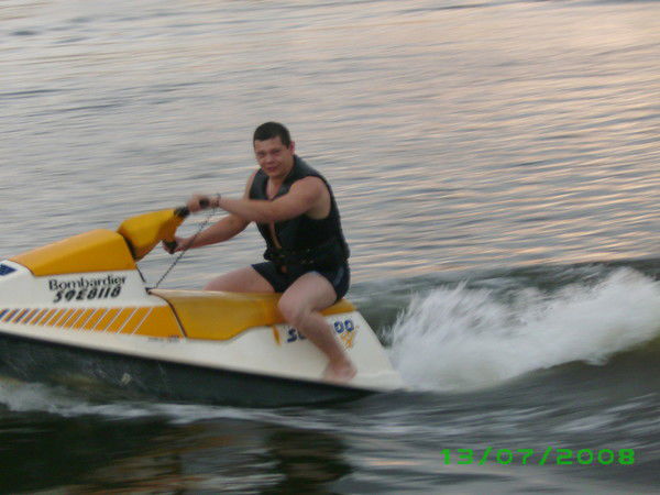 Олег Петров