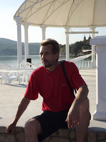 Павел Олейников