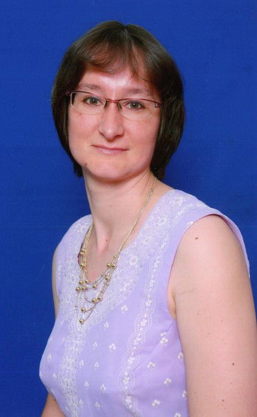 Елена Наумова