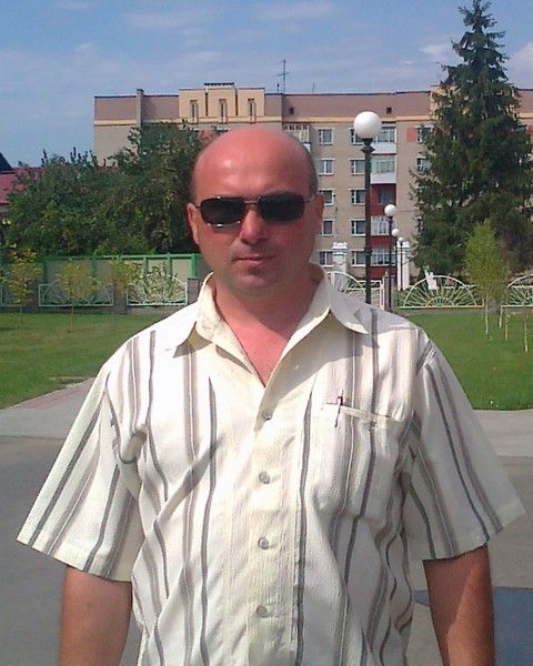 Александр Сакун