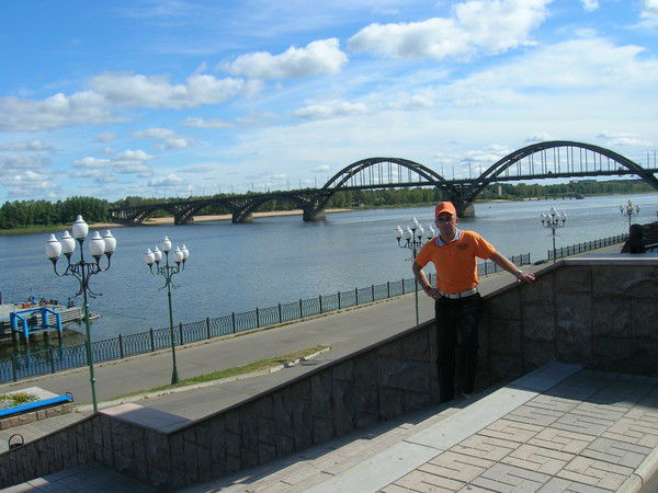 Сергей Бахмутов