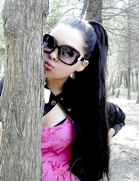 Лобар Курбанова