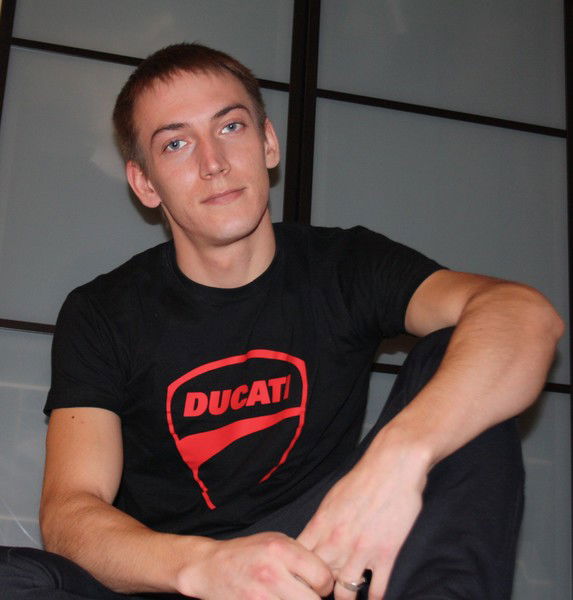 Денис Коротаев