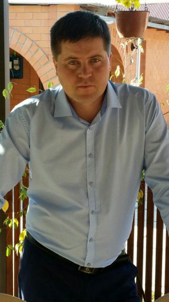 Александр Безмоленко