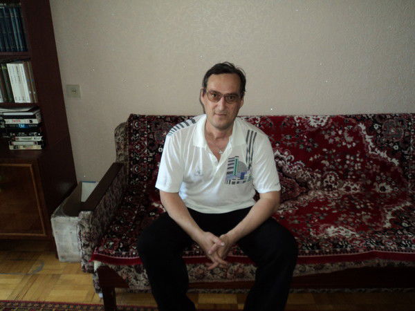 Олег Варзаносцев