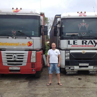 Владислав Макаров