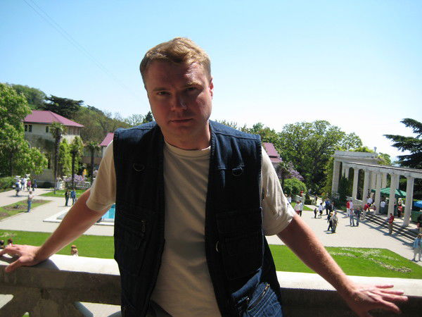 Андрей Гриценко