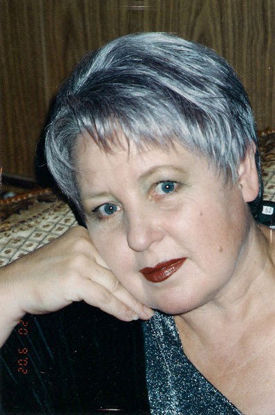 Людмила Ельцова