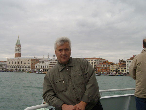 Олег Коропец