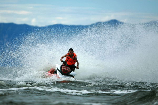 Алексей Авдеев