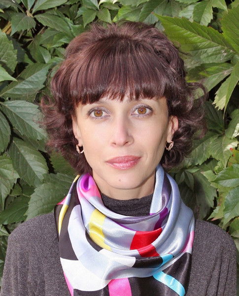 Елена Янушевская