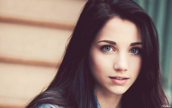 Любовь С___------