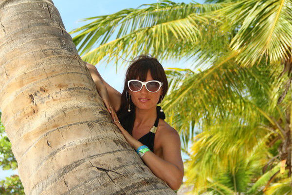 Елена Артамонова