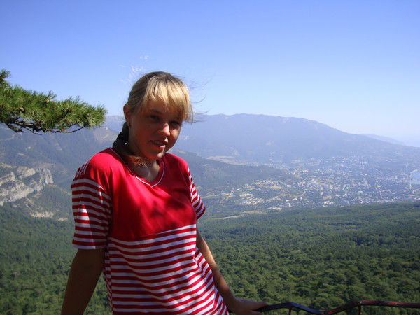 Алена Вахрушева