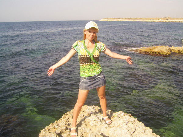 Наташа Познякова