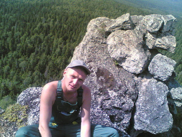 Игорь Белов