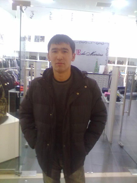 Даурен Амирханов