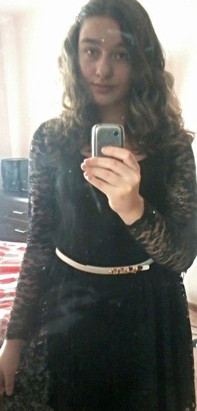 Лиза Попова