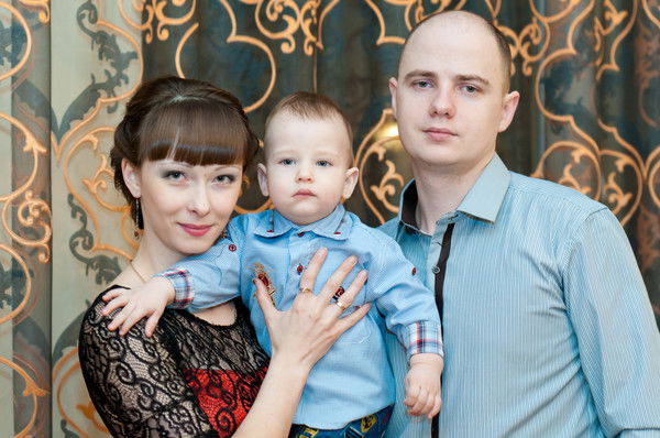 Александра... Щеглова...