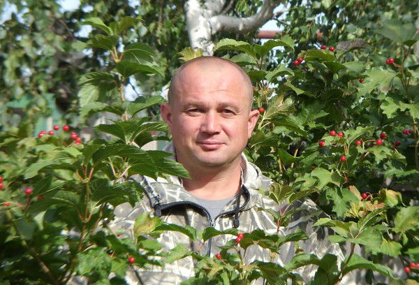 Владимир Голенков