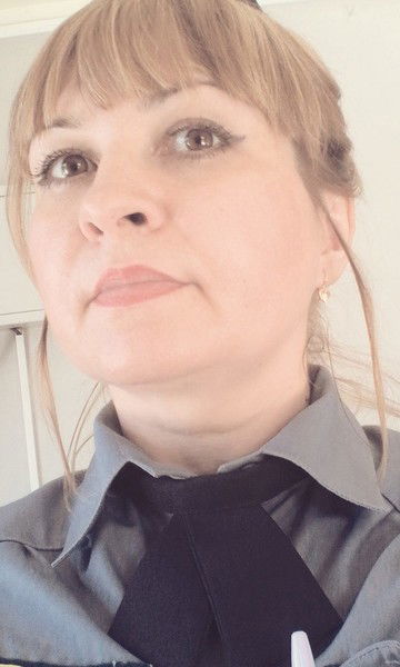 Елена Забелина