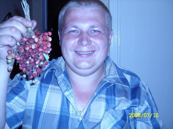 Олег Аронов