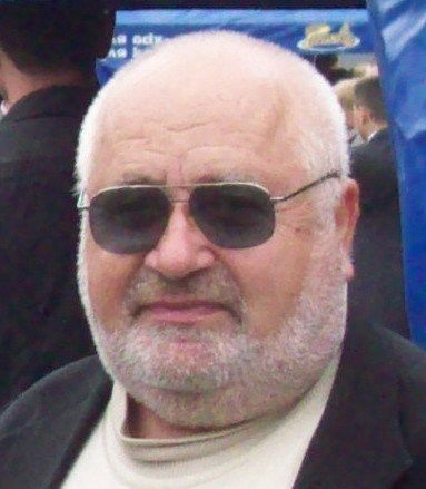 Юрий Иванов