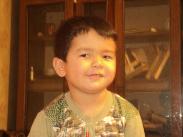 Бобир Эштемиров