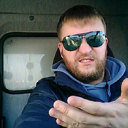 Антон Антонов