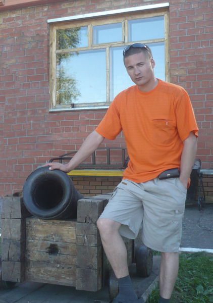 Дмитрий Плотников