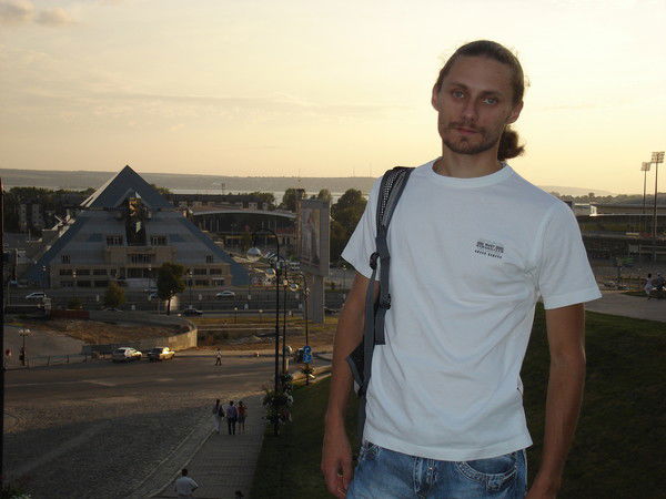 Денис Карпухин