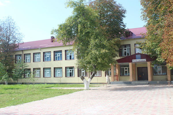 Сержень-Юрт Гимназия