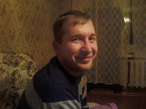 Александр Николаев