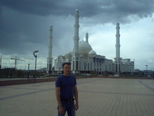 Роберт Алтынбаев