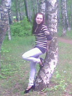 Лена Серова