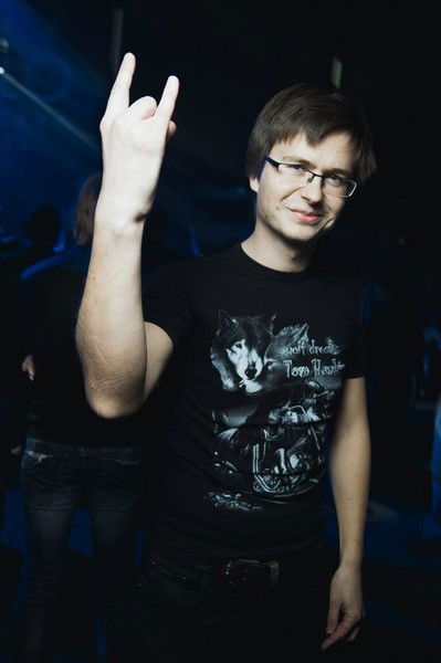 Андрей Андронов