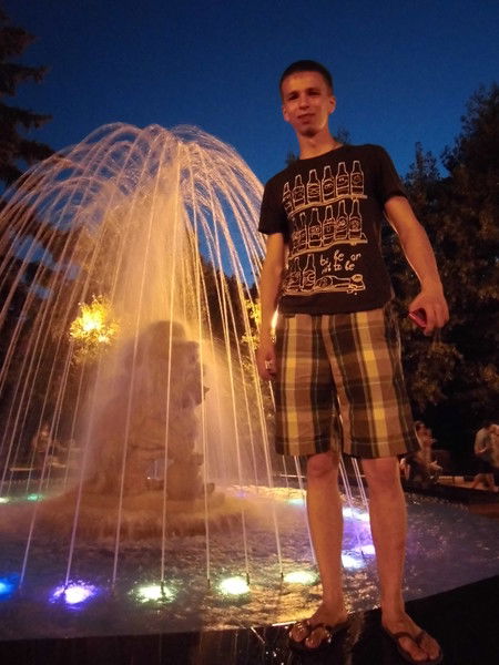 Антон Антонюк