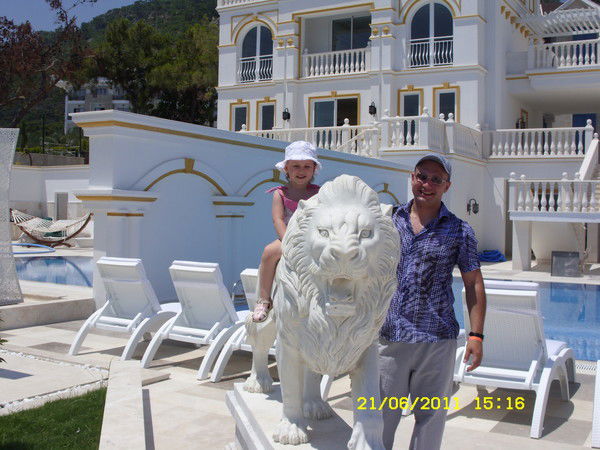 Алесандр Назаров