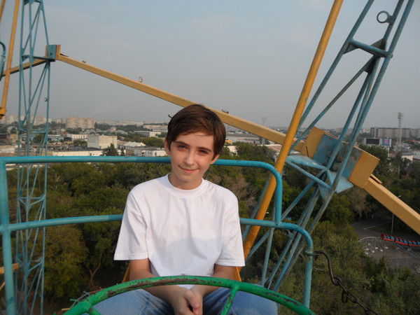 Денис Калмыков