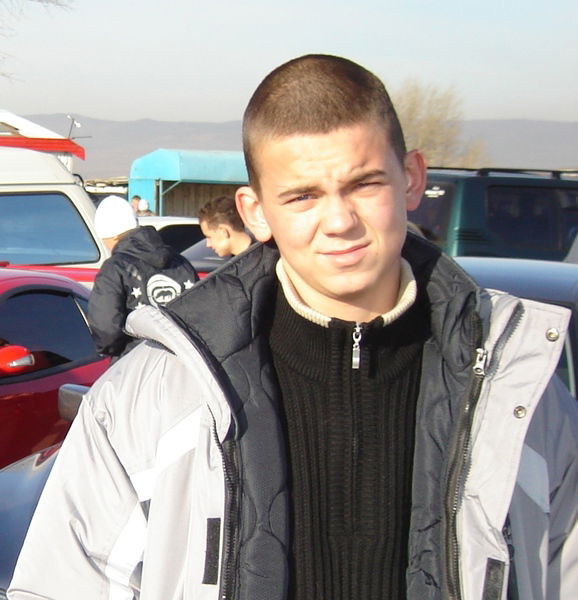 Денис Иванов