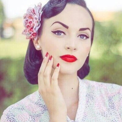 Вика Отарова