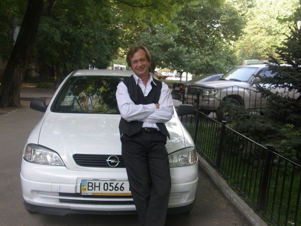 Александр Меньков