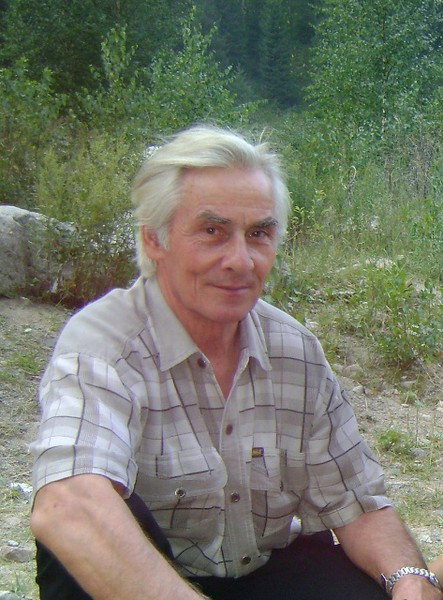 Александр Яковлев