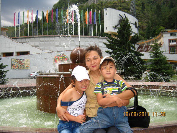 Ботокоз Акмамбаева