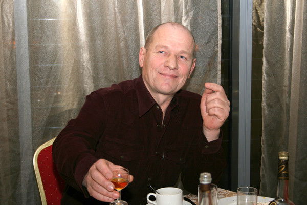 Владимир Безуглов